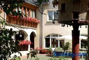 Landhotel Sperlingsberg - Image 2