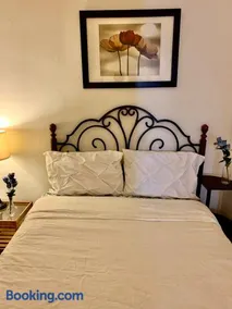 PRIME LOCATION 2 BEDROOMS APT UPPER EAST SIDe - Image 2