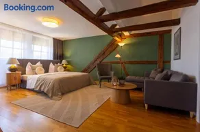 NEU - Dachsuite mit privater Sauna & Dachterrasse - Image 3