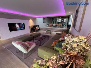 DOM LIVING - LuxusHaus - Image 2