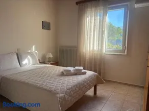 Georgaras Accommodation - Image 3