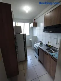 Apartamento inteiro 2 quartos mobiliado - Image 2