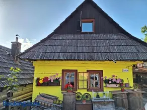 Chata Vlkolínec - Image 1