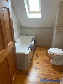 5 The Cloisters, Kilkee, Co Clare - Image 3