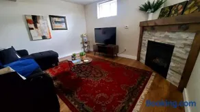 Spacious Guest Suite - Image 4