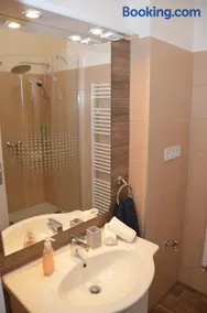 NN Apartmanette - Image 5