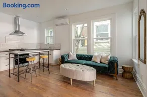 Stay Portland - 1BR - Walk to Coffee, Brews & NW 23rd Shops - Image 1