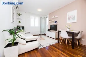 Beautiful New Apartment Bubli - Image 1