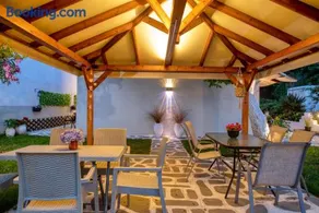 Ostria Hotel - Image 2