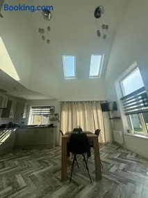 The Swim Studio Apartment - Image 2
