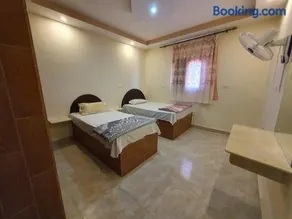 Bet Elezz-Alam Elrom Apartments "Modern Apartment 24" - Image 4
