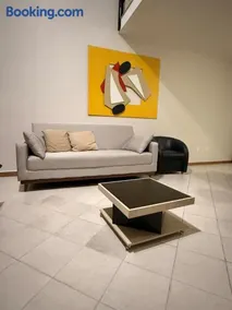 Apartamento Completo Cama Queen Hidromassagem Cozinha completa Garagem Centro Wifi Alta Velocidade - Image 1
