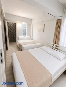 Luxury and Comfort in Central Alsancak Perfect for Groups or Families - Image 1