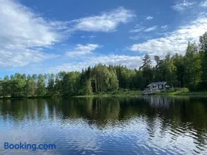 Stuga med strandtomt i Smålands natursköna miljö - Image 3