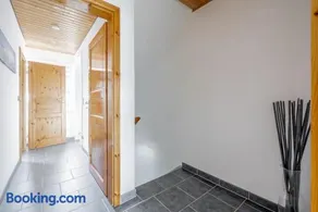 ID 7025 - Private Rooms - Image 4