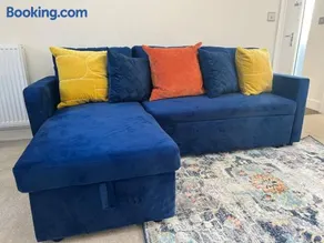 Great Ambience 3-Bedroom for Groups & Contractors - Image 4