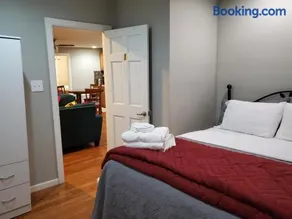 Cozy Retreat on Atlantic Ave - Image 1