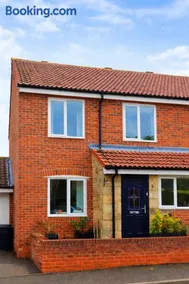 Bedlington 3 bed house - Image 2