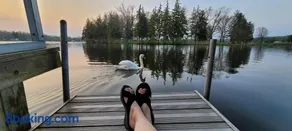 Large 1 BR Cottage, KING BED on the Lake - Image 2