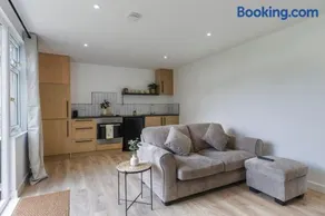 The Dorjean at Mill Road - relaxing 1 bed 1 bath - Image 1