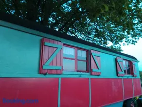 La Roulotte De Lola - Chambre d'hôtes - Image 3