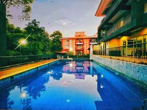 4bhk Stunning Apartment with Pool 2bhkX2 - Image 1