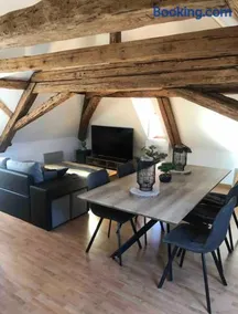 Attic apartment in heart of Obernai - Image 4