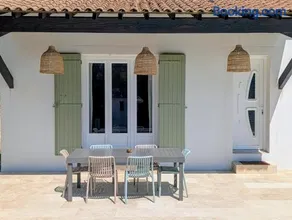 Le Fiacre entre chênes et oliviers dans le Luberon - Image 2