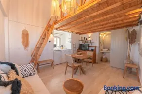 Lovely House at Oia Village Center - Image 4