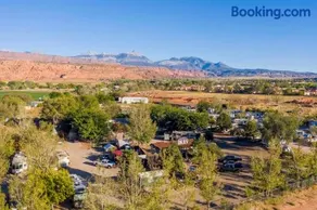 Moab RV Resort Glamping Tipi OK54 - Image 2