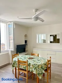 Magnifique appartement 2p dans une villa avec vue mer, terrasse & parking privé - Image 5