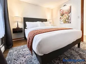 Downtown New Haven by Yale & Little Italy - AO Destinations - Image 3