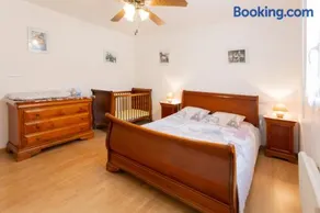 Angels Inn - Image 1