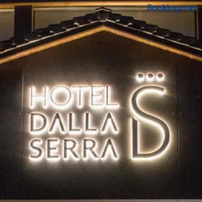 Hotel Dalla Serra - Image 1