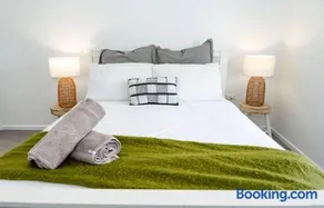 Salt bush cottage Peterborough - Image 3