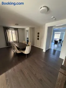 Large 5 bedroom house - Image 3