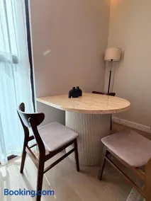 1 BR Luxury Apt by AJ Aljada - Image 5