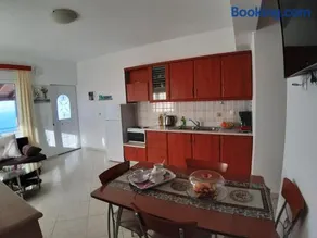 Roussa's View Apartments - Image 2