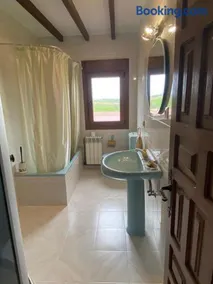 Apartamentos La Portilla de El Tejo - Image 3