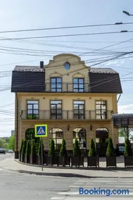 Avalon Palace - Image 3