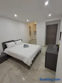 Caterina Suites - Image 2