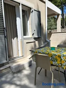 Villa Ruza at Punta rata beach, apartment Romance - Image 3