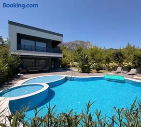Canyon Villa Göynük Kemer Antalya with Pool - Image 1