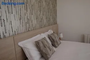 Apartamento en el puerto - Image 2