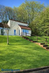 Manorcombe Lodge 3 Bedroom Cornwall - Image 2