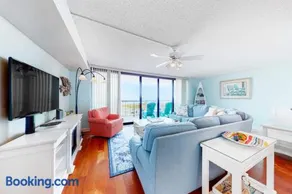 Sea Colony Ocean 3rd floor condo with free WiFi shared sauna & pool - Image 2