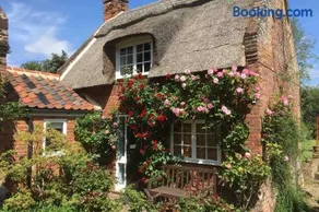 Rose Cottage - Image 3