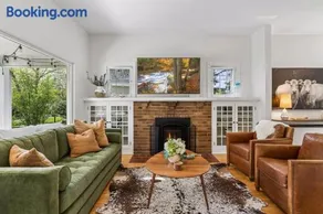 Linden Hills 4BD 2BA Family Home - Image 1