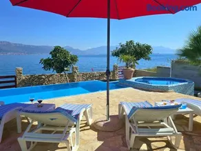 Beachfront Villa Ciovka - Image 2