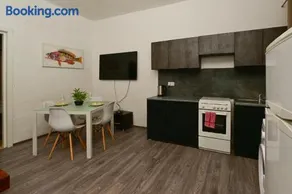 New Valletta 1 bedroom city centre apartment with Terrace and Views - Image 4